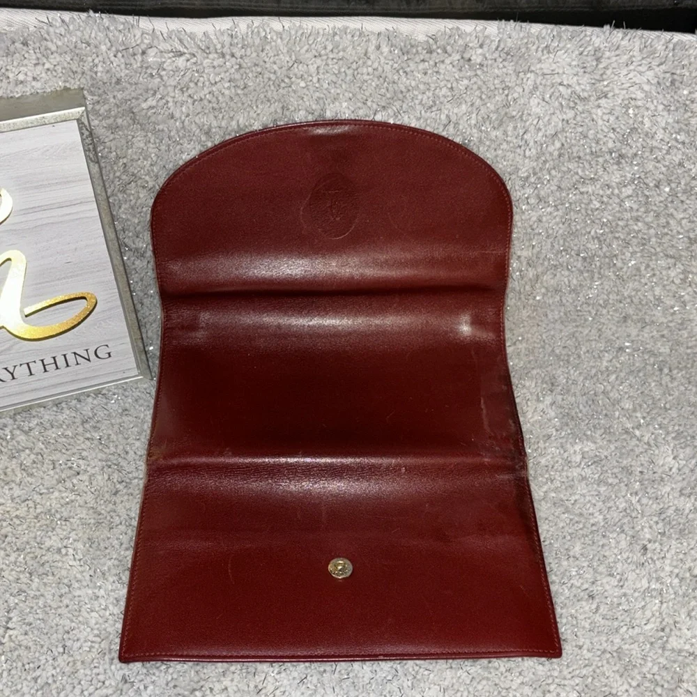 Cartier-beautifully worn, pre-loved kiss-lock wallet!  Signature wine color! - Picture 7 of 12